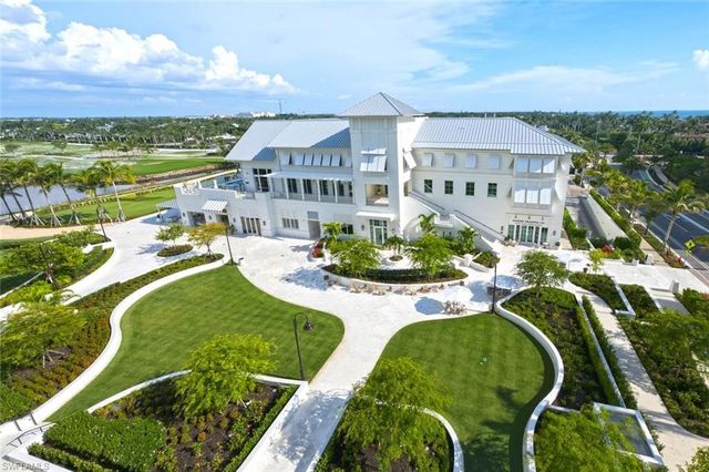 902 Gulf Shore BLVD N E502, Naples, FL 34102
