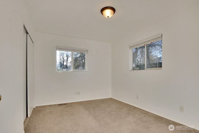 4108 80th Avenue W, University Place, WA 98466