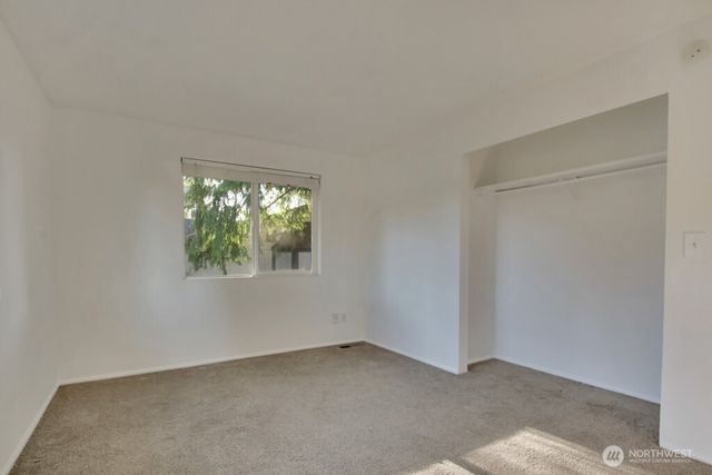 4108 80th Avenue W, University Place, WA 98466