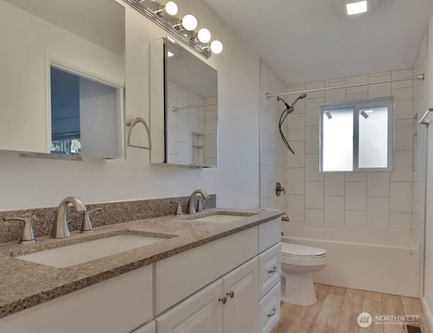 4108 80th Avenue W, University Place, WA 98466