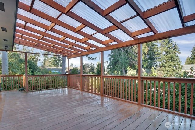 4108 80th Avenue W, University Place, WA 98466