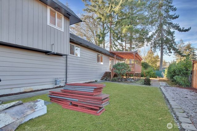 4108 80th Avenue W, University Place, WA 98466