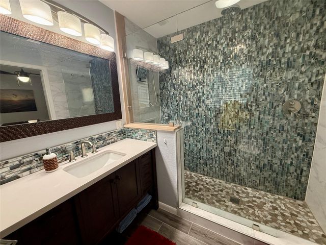 16719 Tahiti Way, Jamaica Beach, TX 77554