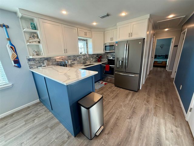 16719 Tahiti Way, Jamaica Beach, TX 77554