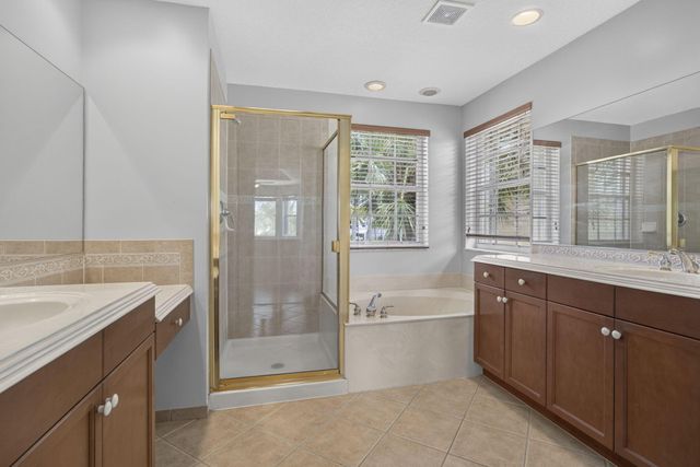 9081 Dupont Place, Wellington, FL 33414