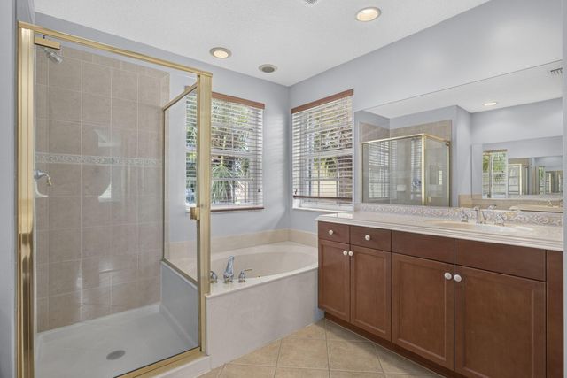 9081 Dupont Place, Wellington, FL 33414