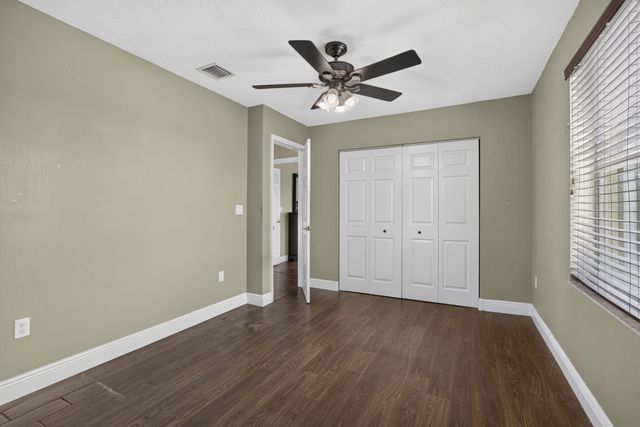 9081 Dupont Place, Wellington, FL 33414