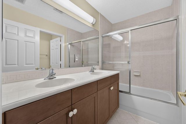 9081 Dupont Place, Wellington, FL 33414