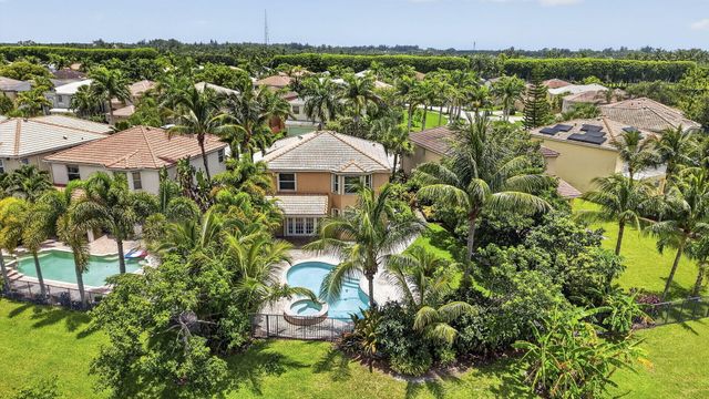 9081 Dupont Place, Wellington, FL 33414