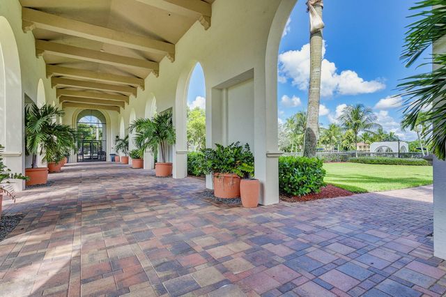 9081 Dupont Place, Wellington, FL 33414