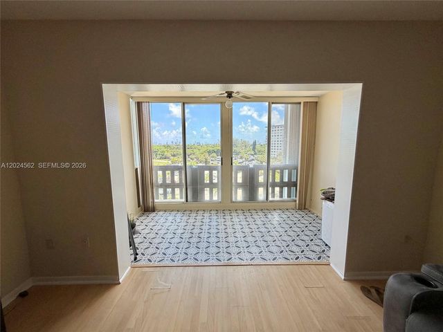 4001 Hillcrest Dr 609, Hollywood, FL 33021