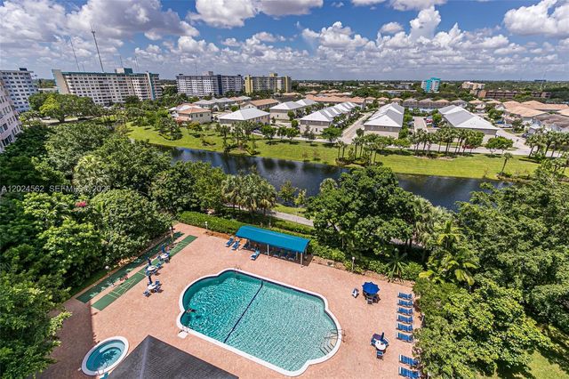 4001 Hillcrest Dr 609, Hollywood, FL 33021