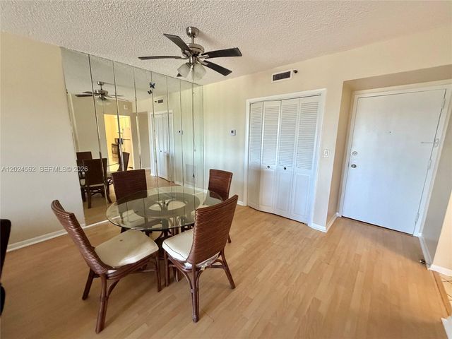 4001 Hillcrest Dr 609, Hollywood, FL 33021