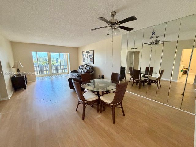 4001 Hillcrest Dr 609, Hollywood, FL 33021