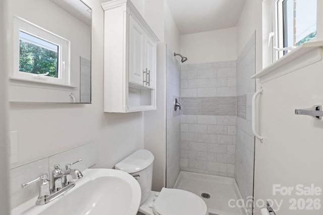 225 Middleton Avenue, Matthews, NC 28104