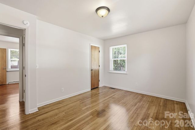 225 Middleton Avenue, Matthews, NC 28104