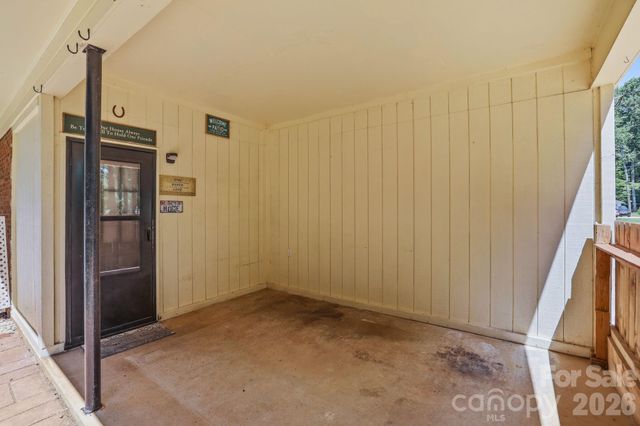 225 Middleton Avenue, Matthews, NC 28104