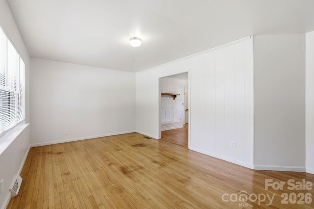 225 Middleton Avenue, Matthews, NC 28104