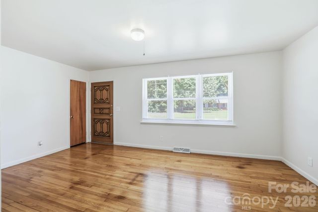 225 Middleton Avenue, Matthews, NC 28104