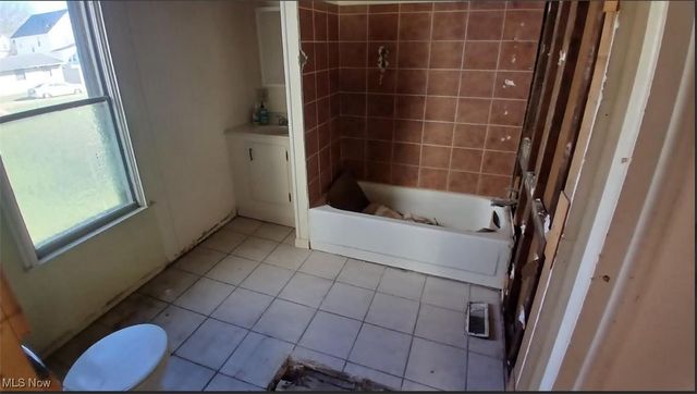 616 Putnam Street, Parkersburg, WV 26101