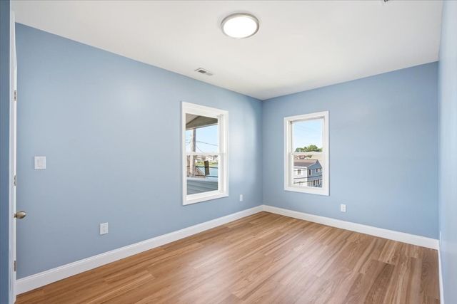 26 Bay Street 2, Hull, MA 02045