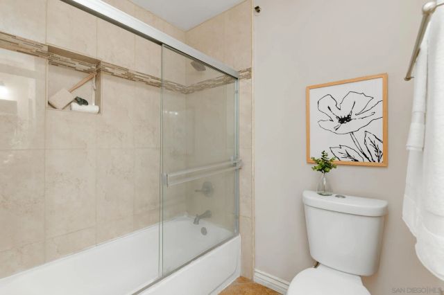 7508 Parkway Dr 102, La Mesa, CA 91942