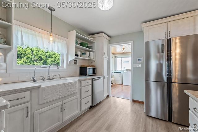 11061 Beryl Drive, White Lake, MI 48386