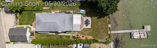 11061 Beryl Drive, White Lake, MI 48386
