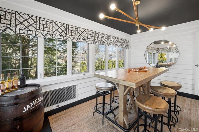 31 Priory Lane, Pelham, NY 10803