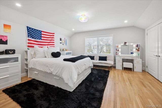 31 Priory Lane, Pelham, NY 10803