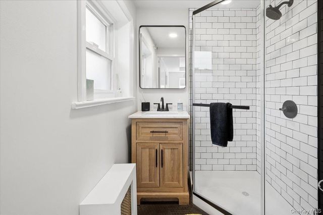 31 Priory Lane, Pelham, NY 10803