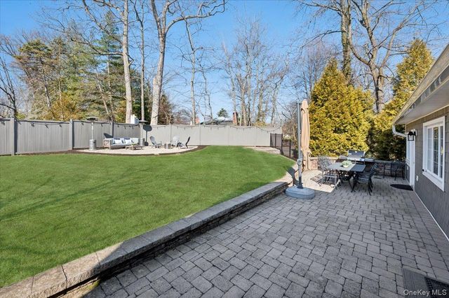 31 Priory Lane, Pelham, NY 10803