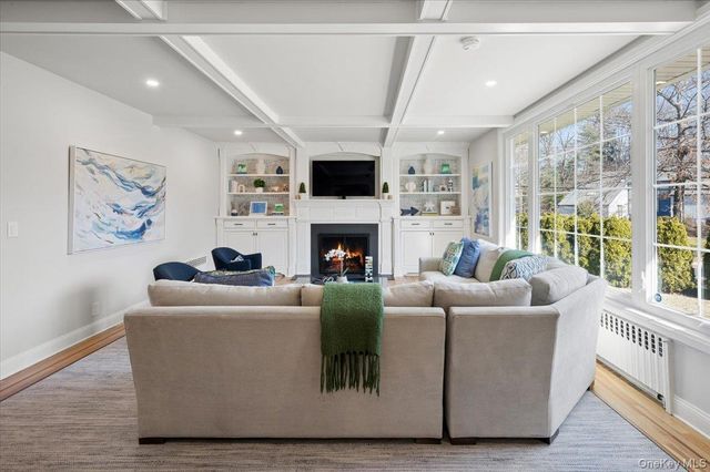 31 Priory Lane, Pelham, NY 10803