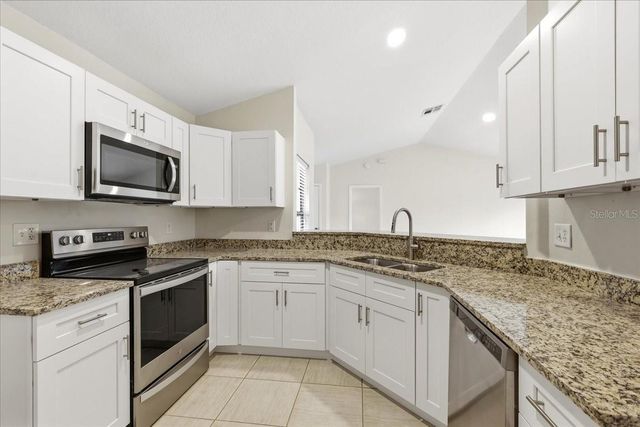 5045 CATSPAW COURT, Orlando, FL 32808