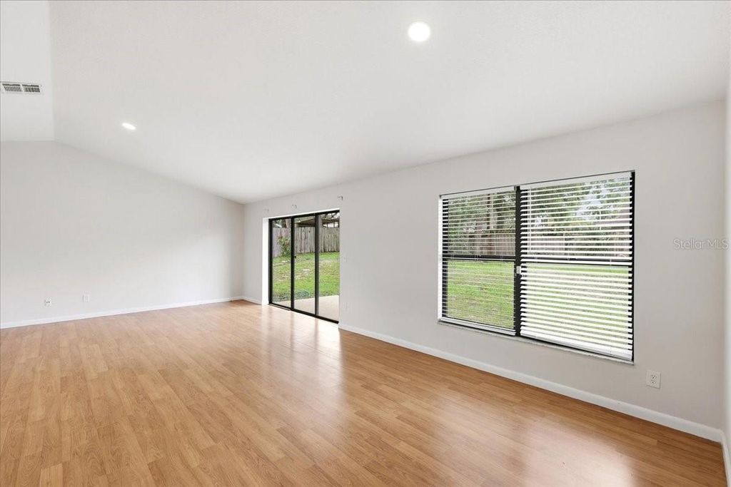 Image 3 of property listing at 5045 CATSPAW COURT, Orlando, FL 32808