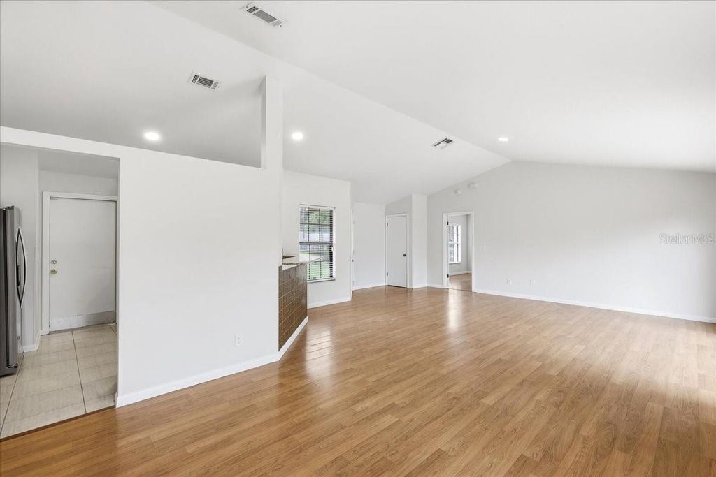 Image 9 of property listing at 5045 CATSPAW COURT, Orlando, FL 32808