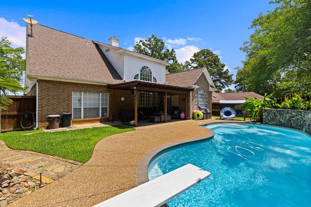 3202 Lopez Court, Longview, TX 75605