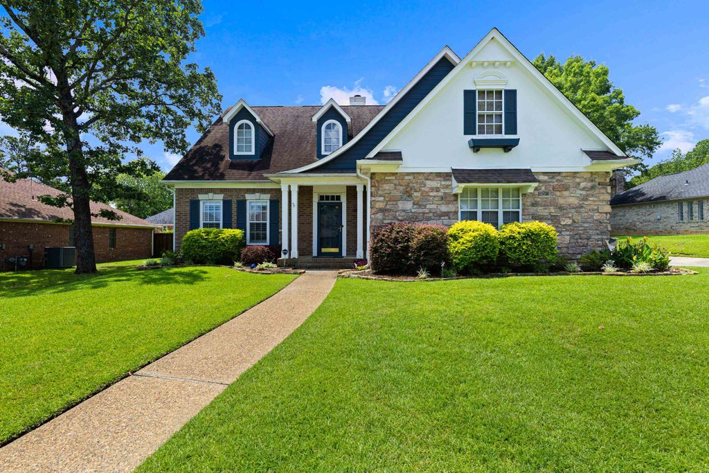 3202 Lopez Court, Longview, TX 75605