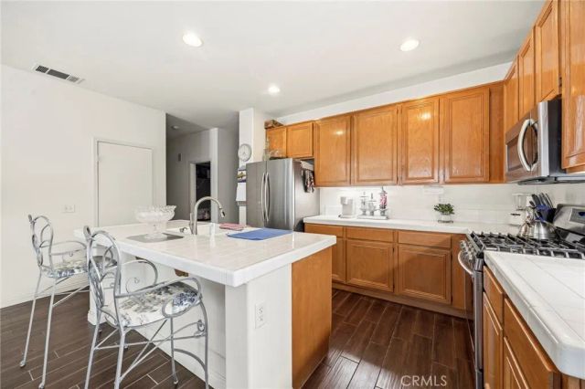 6752 Icelandic, Eastvale, CA 92880