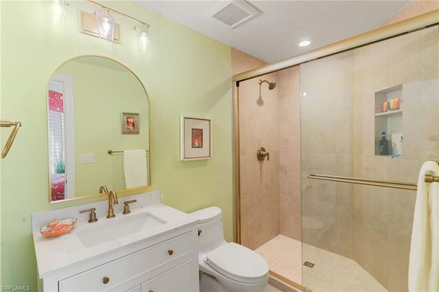 4021 Gulf Shore BLVD N G7, Naples, FL 34103