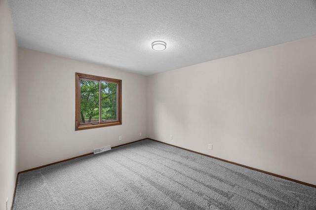 30044 Highway 169 NW, Princeton, MN 55371