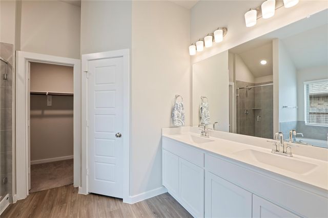 2107 Santa Ana Way, Baytown, TX 77523