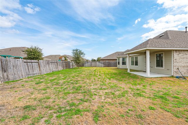 2107 Santa Ana Way, Baytown, TX 77523