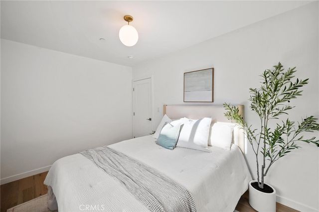 14328 Emelita Street, Sherman Oaks, CA 91401