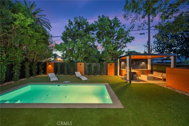 14328 Emelita Street, Sherman Oaks, CA 91401