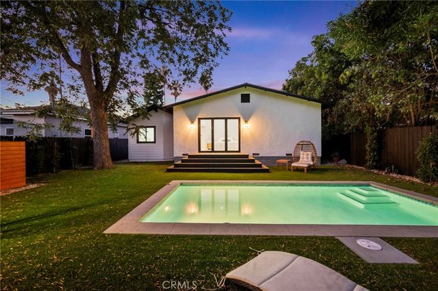 14328 Emelita Street, Sherman Oaks, CA 91401