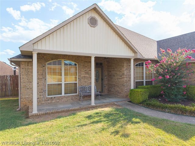 1907 Denali Way, Barling, AR 72923