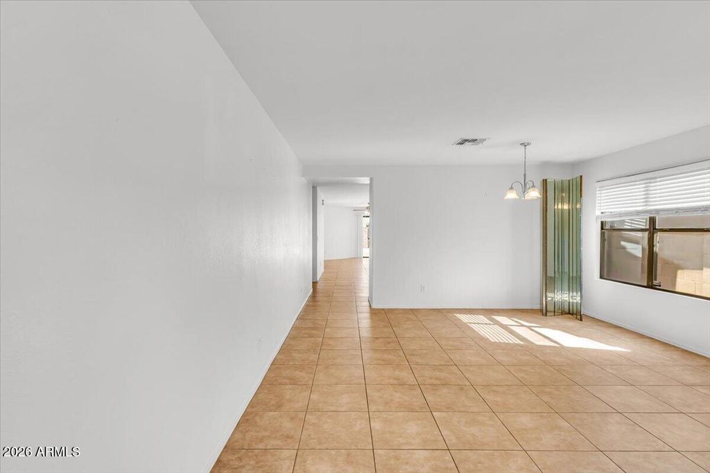 218 E MILADA Drive, Phoenix, AZ 85042 — photo 2