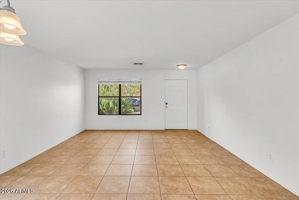 218 E MILADA Drive, Phoenix, AZ 85042 — photo 5