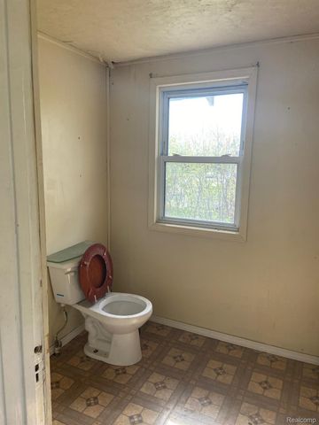 606 Stockdale Street, Flint, MI 48503